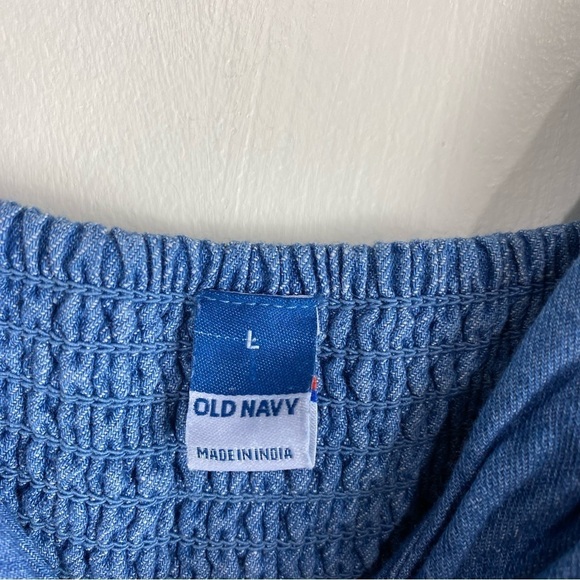 Old Navy Twist Front Tie Shoulder Straps Smocked Chambray Jumpsuit Size Large - Picture 4 of 7